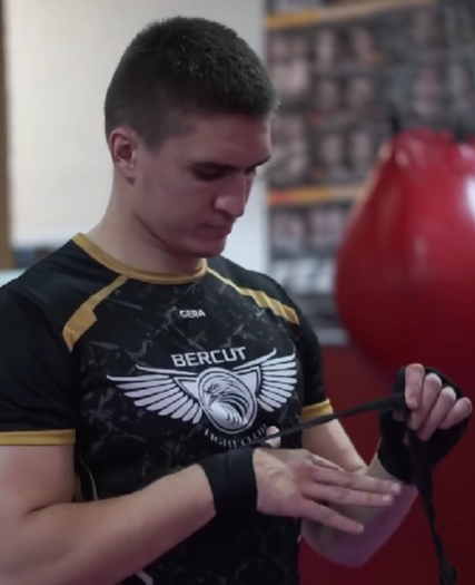 Mult succes, Artiom Livadari!