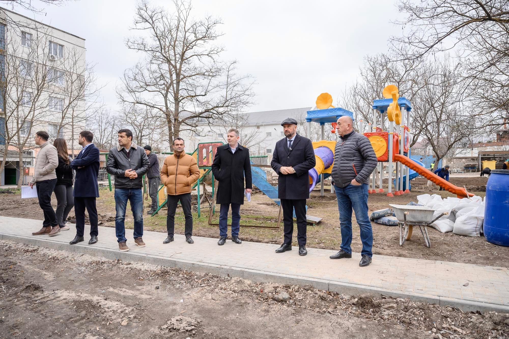 Primăria comunei Ciorescu informează că, astăzi, în vizită de lucru în teritoriu s-a aflat viceprim-ministrul Vladimir Bolea!!!